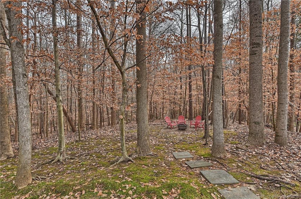 3939 Huckleberry Road Charlotte, NC 28210 - Photo 34 of 36 Gallery Image 34