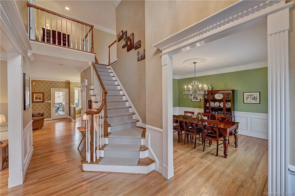 3939 Huckleberry Road Charlotte, NC 28210 - Photo 5 of 36 Gallery Image 5