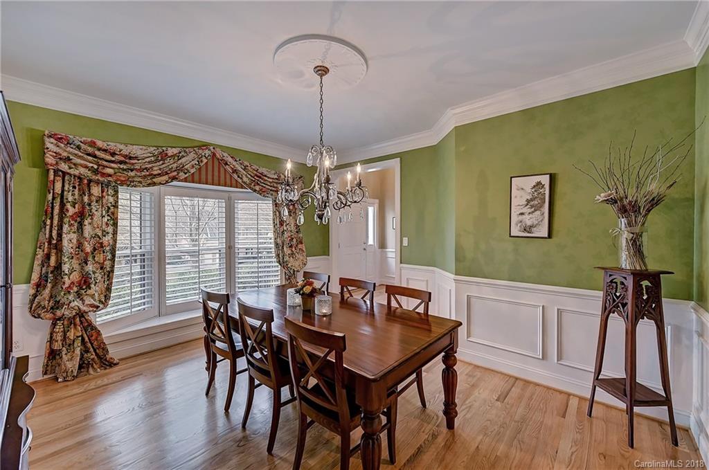 3939 Huckleberry Road Charlotte, NC 28210 - Photo 6 of 36 Gallery Image 6