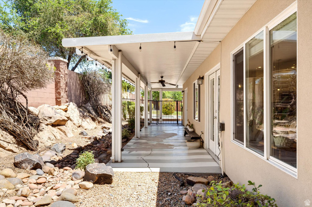 621 East 940 South St. George, UT 84790 - Photo 50 of 55 Patio terrace