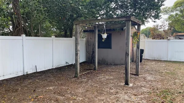$412,500 | 2102 Shaffer Place, Orlando, FL 32806