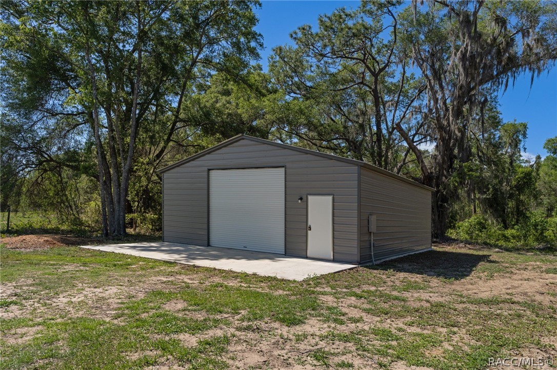 4530 South Florida Avenue Inverness, FL 34450 - Photo 52 of 100 a house with a outdoor space