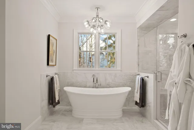 an empty room with a empty space and window