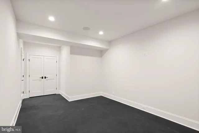 $2,895,000 | 6613 31st Street North, Arlington, VA 22213