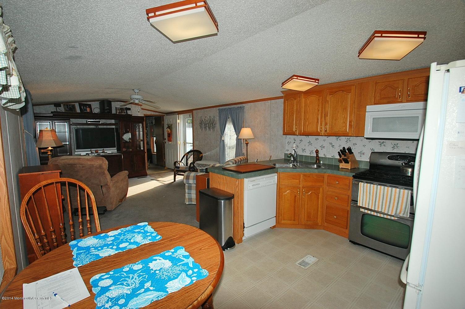 81 Ruth Street Hazlet, NJ 07730 - Photo 7 of 15 ruth new 016