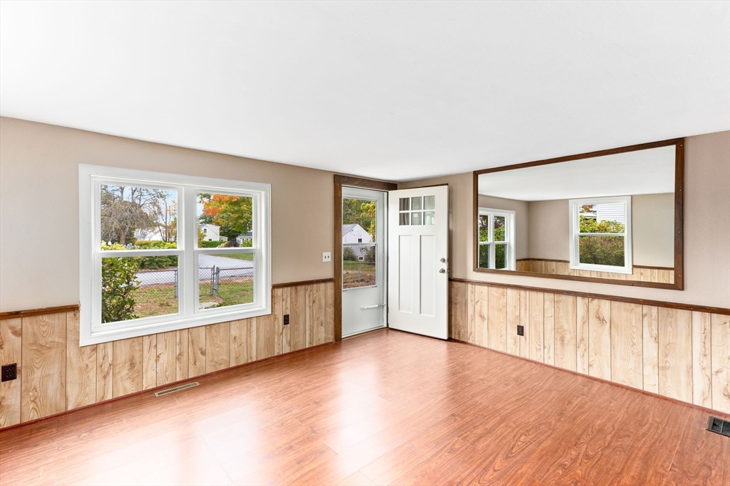 23 Alderberry Road Bourne, MA 02532 - Photo 20 of 32