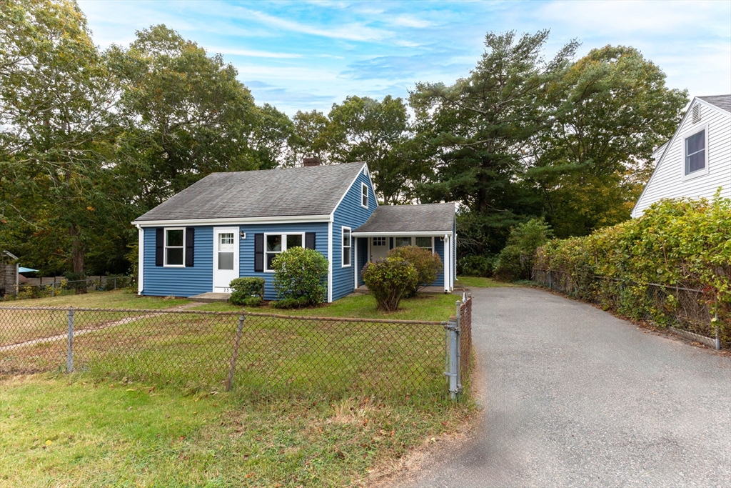 23 Alderberry Road Bourne, MA 02532 - Photo 4 of 32