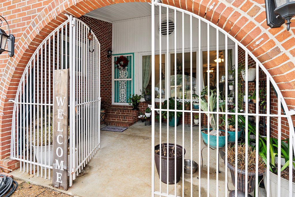 317 Manning Road Greenwood, SC 29649 - Photo 2 of 26 Gallery Image 2