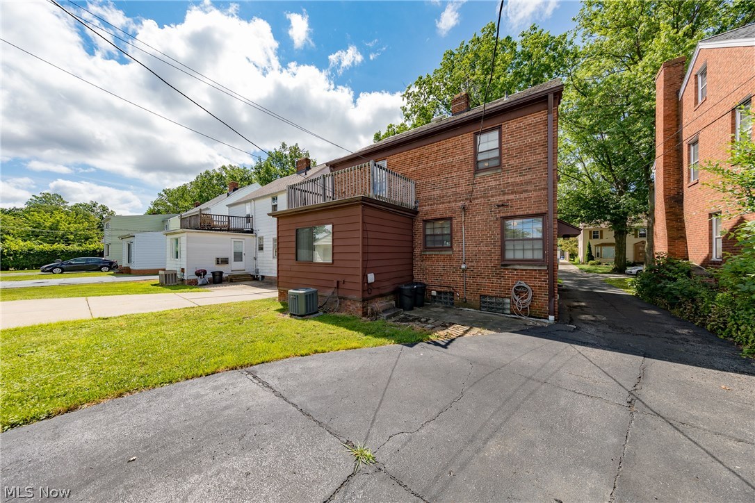 4205 Bushnell Road University Heights, OH 44118 - Photo 29 of 31
