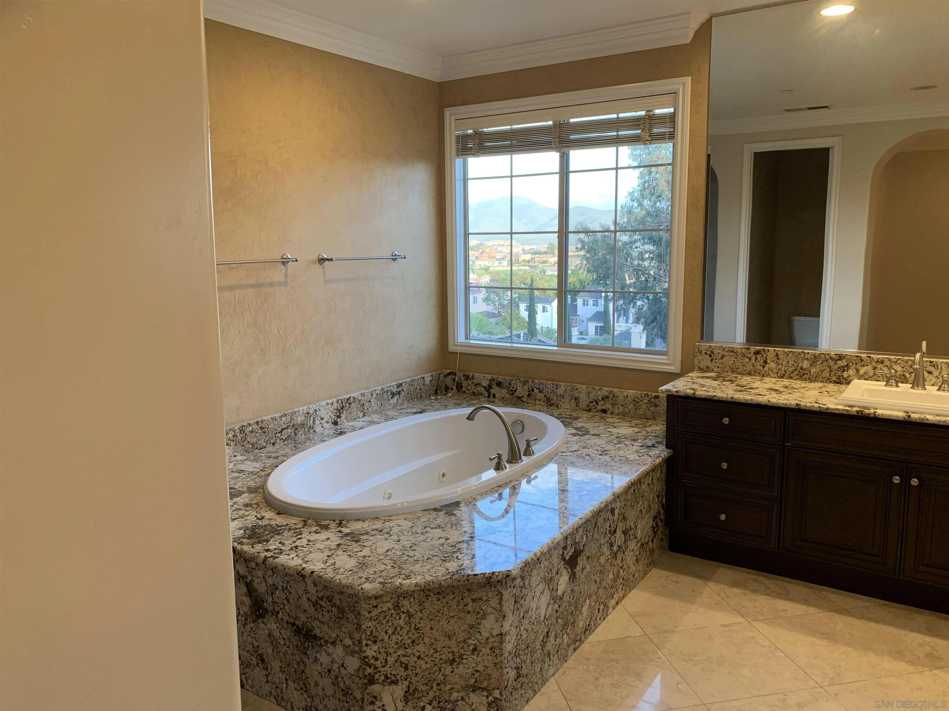 363 Colby Point Place Chula Vista, CA 91914 - Photo 7 of 58
