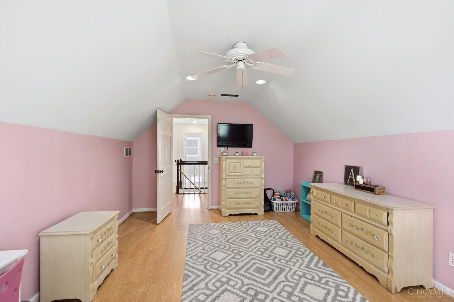 2368 Van Blaricum Road Cincinnati, OH 45233 - Photo 29 of 64 Gallery Image 29