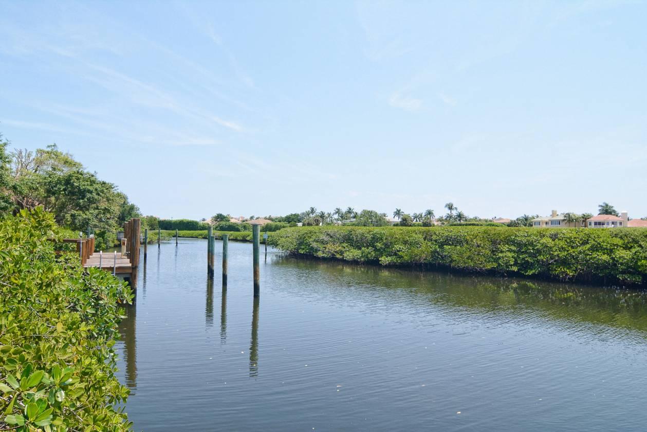 3404 Barrow Island Road Jupiter, FL 33477 - Photo 15 of 26 Dock and Canal