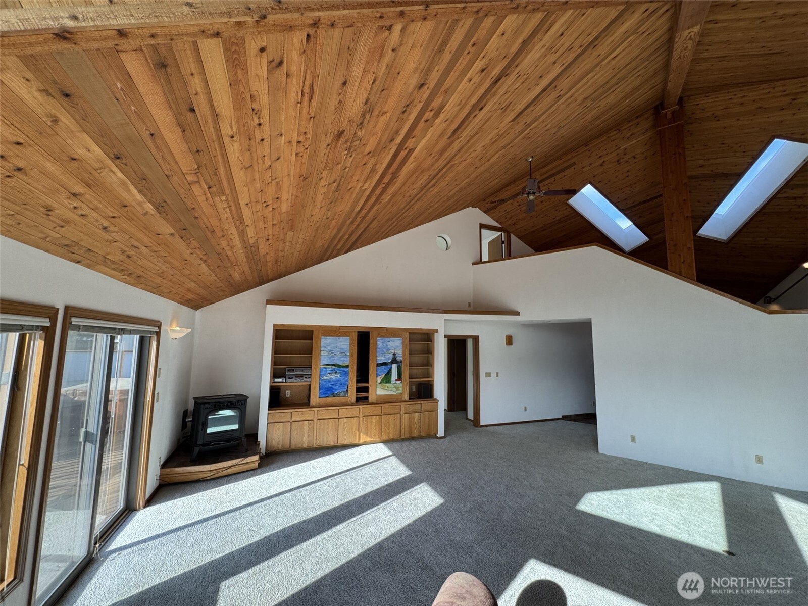 280 Surf Street Westport, WA 98595 - Photo 4 of 35 a view of a entryway door