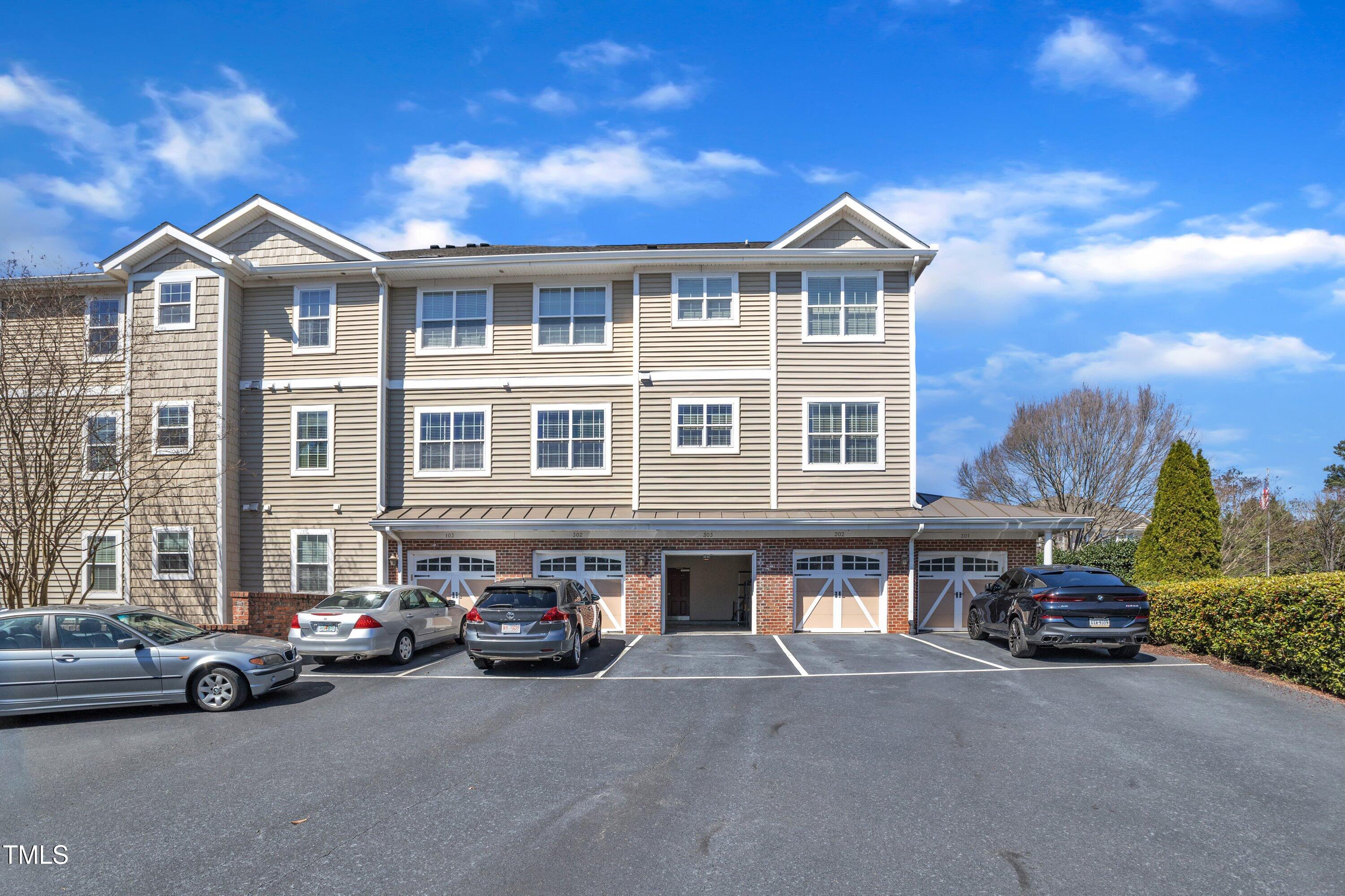 10421 Rosegate Court, Unit 303 Raleigh, NC 27617 - Photo 51 of 64 03-10421 Rosegate-58