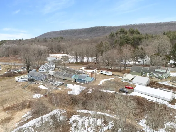 $560,000 | 345 Greenfield Road, Deerfield, MA 01342