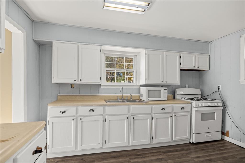 1706 North 3rd Street St. Joseph, MO 64505 - Photo 11 of 23