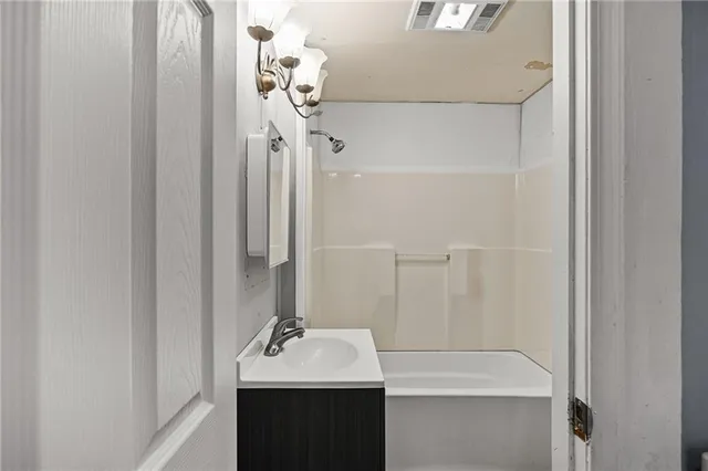 $124,999 | 1706 North 3rd Street, St. Joseph, MO 64505