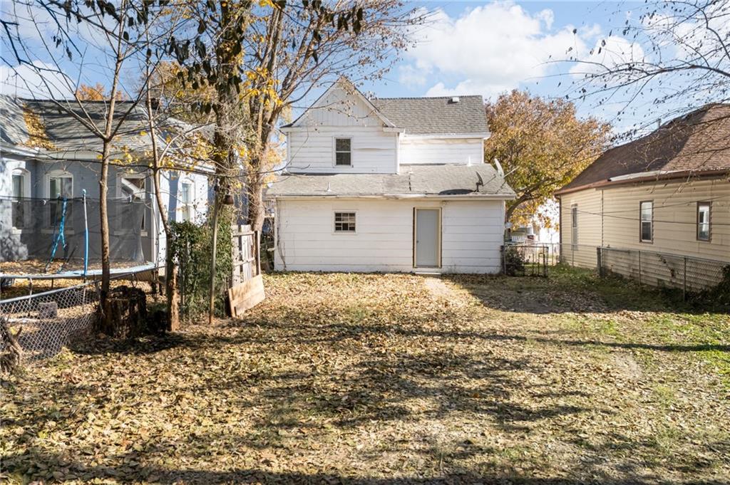 1706 North 3rd Street St. Joseph, MO 64505 - Photo 3 of 23