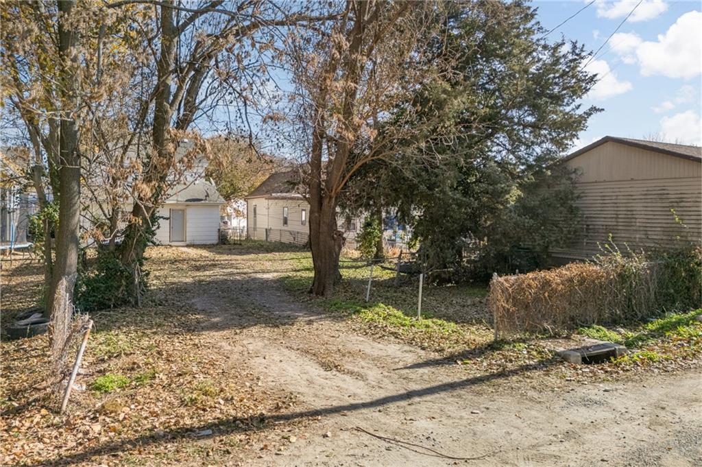 1706 North 3rd Street St. Joseph, MO 64505 - Photo 4 of 23