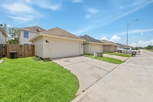 $249,400 | 6310 Mountain Pines Lane, Katy, TX 77449