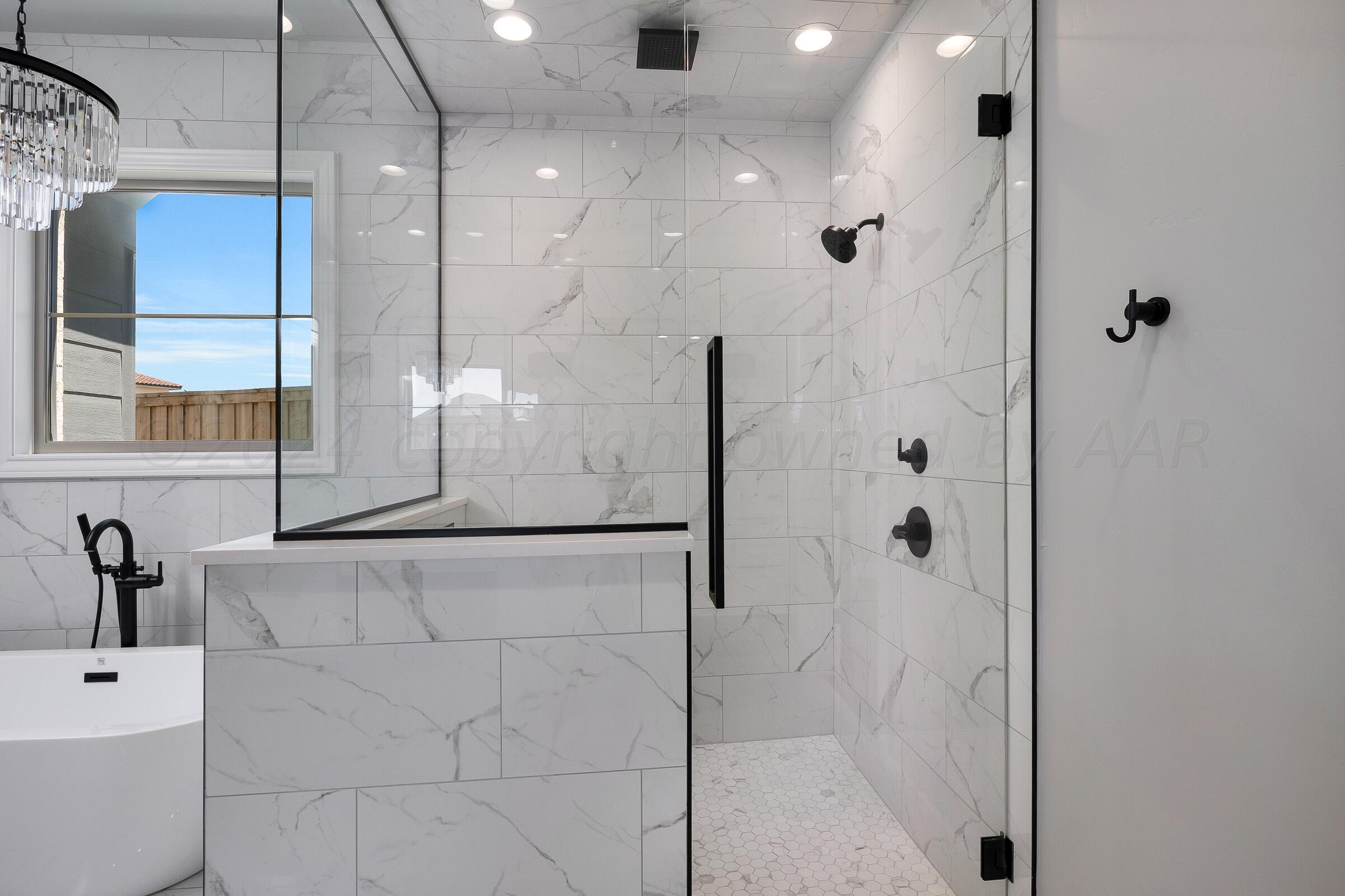 1401 Herring Ranch Road Amarillo, TX 79124 - Photo 22 of 42 022_Primary Shower