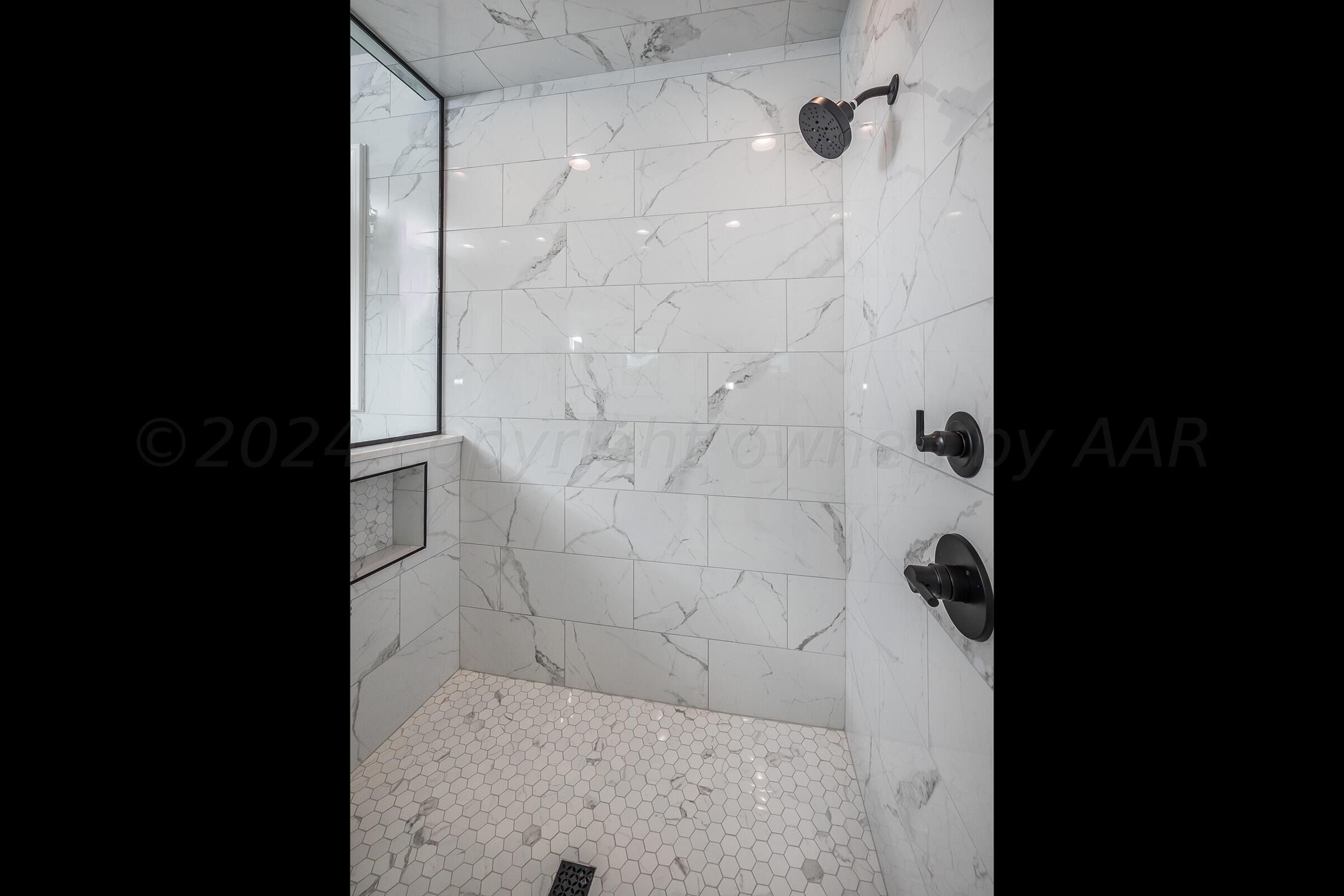 1401 Herring Ranch Road Amarillo, TX 79124 - Photo 23 of 42 023_Primary Shower 2
