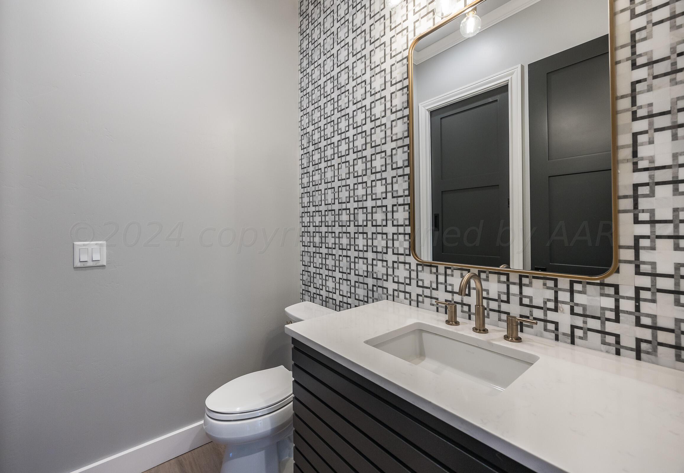 1401 Herring Ranch Road Amarillo, TX 79124 - Photo 27 of 42 027_Bathroom 2