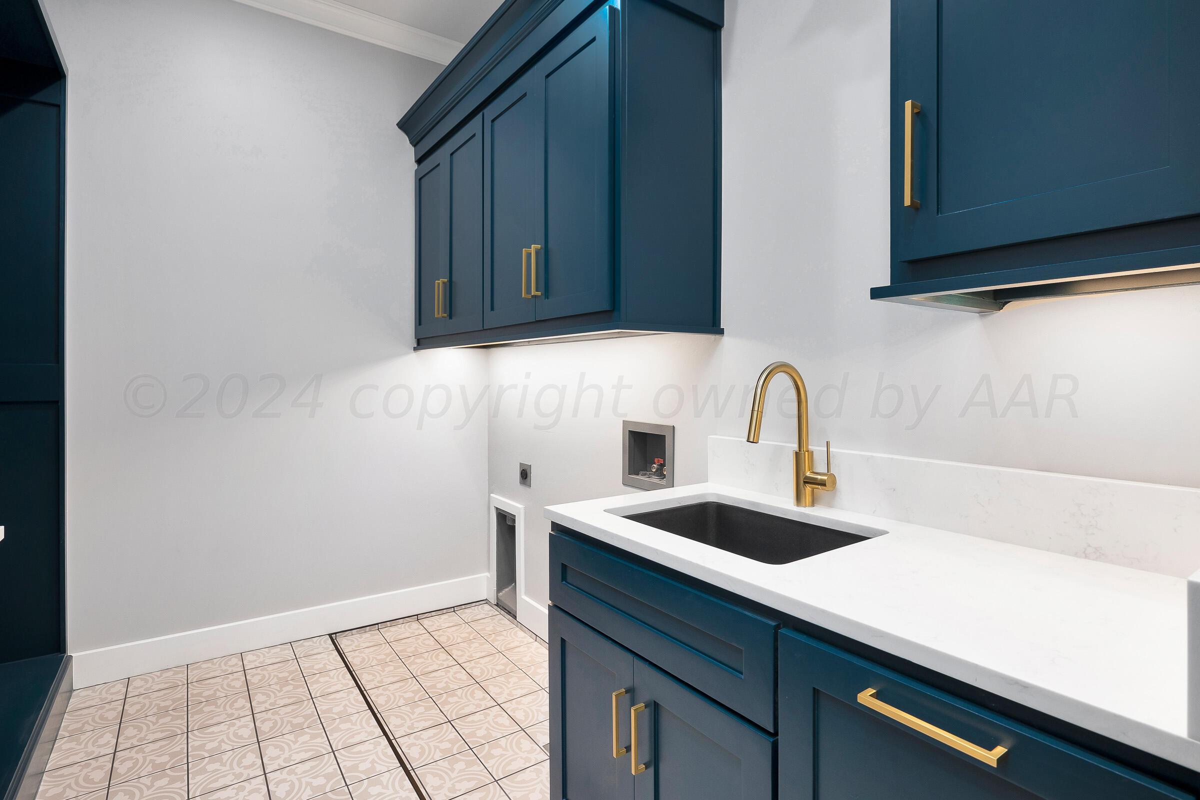 1401 Herring Ranch Road Amarillo, TX 79124 - Photo 35 of 42 035_Utility Room