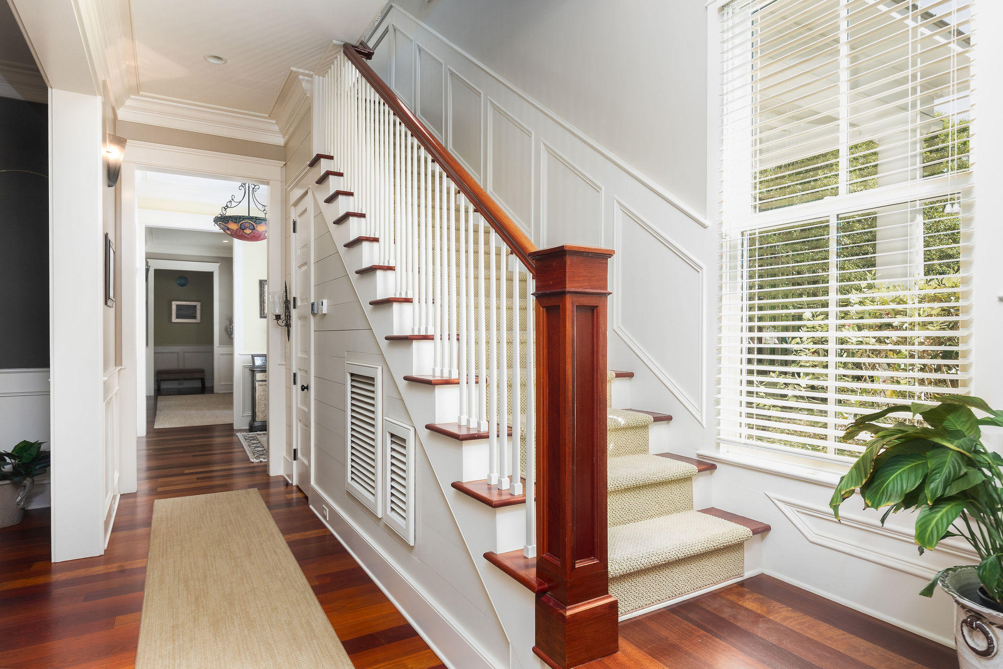 50 Hopetown Road Mount Pleasant, SC 29464 - Photo 49 of 72 Staircase