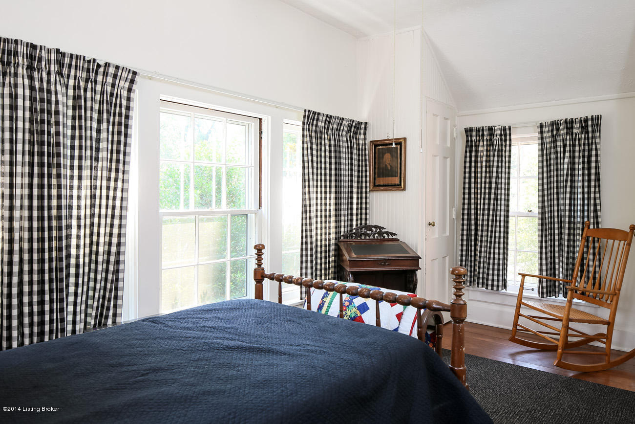 485 Lightfoot Road Louisville, KY 40207 - Photo 26 of 33 RealTourCast Gulick Nichols Lightfoot