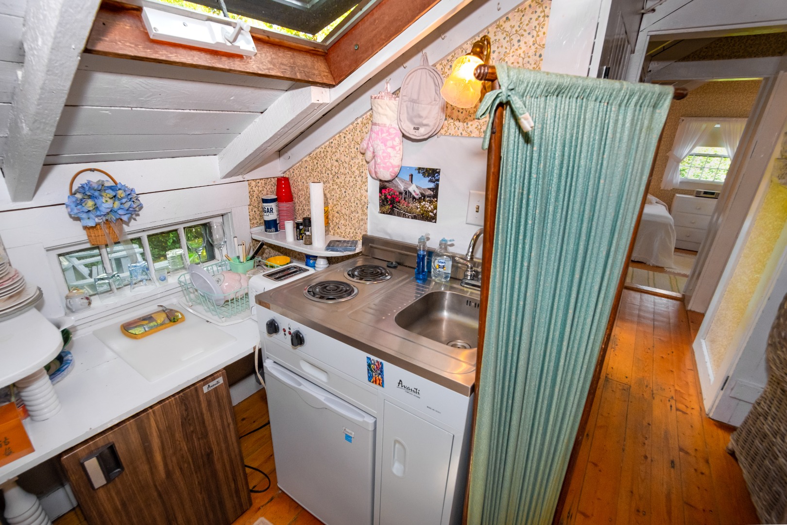 3 Cottage Avenue Nantucket, MA 02554 - Photo 8 of 11