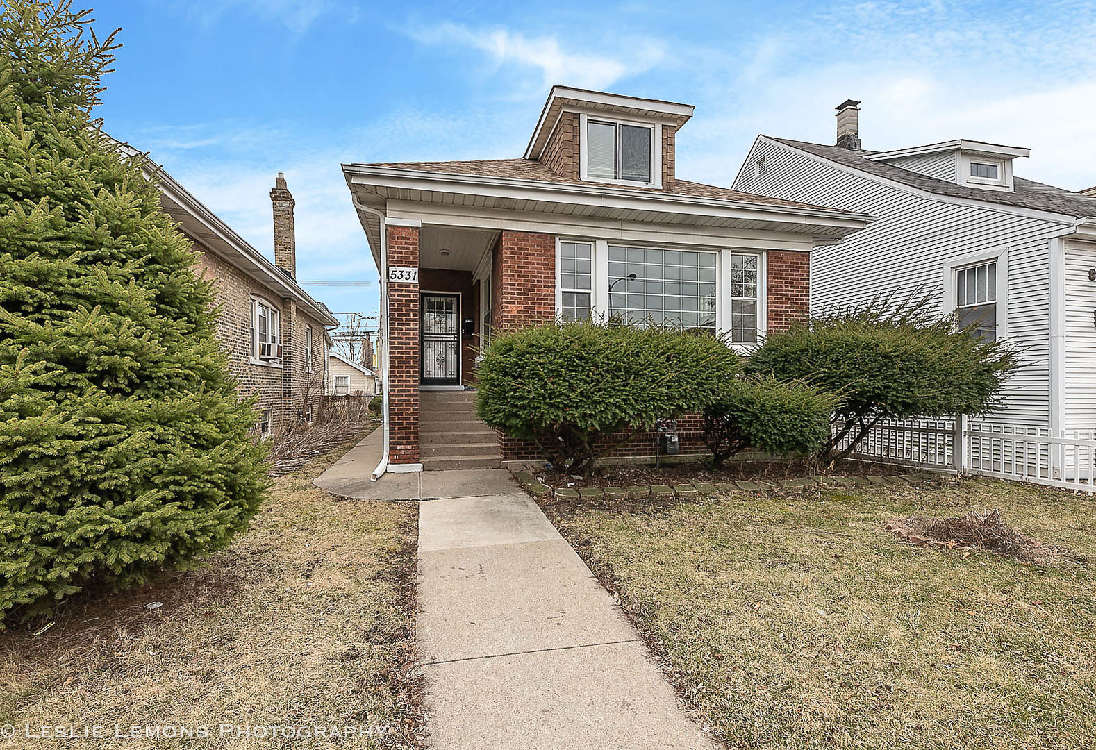5331 West Addison Street Chicago, IL 60641 - Photo 2 of 32 front view of house