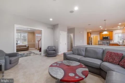 $689,500 | 1224 Caitlin Way, New Castle, DE 19720