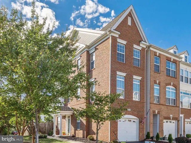 $3,200 | 20479 Alicent Terrace, Ashburn, VA 20147