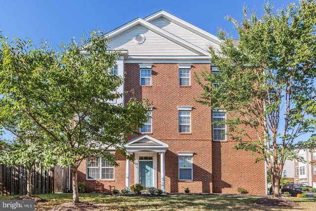 $3,200 | 20479 Alicent Terrace, Ashburn, VA 20147