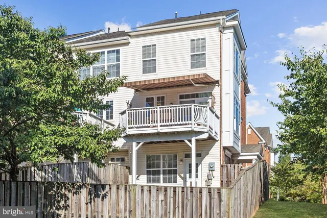 $3,200 | 20479 Alicent Terrace, Ashburn, VA 20147