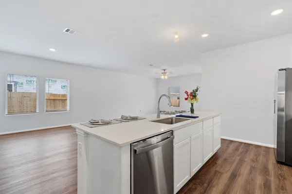 $2,000 | 249 Crystal Brook Drive, Liberty Hill, TX 78642