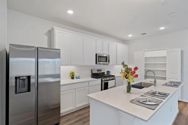 $2,000 | 249 Crystal Brook Drive, Liberty Hill, TX 78642