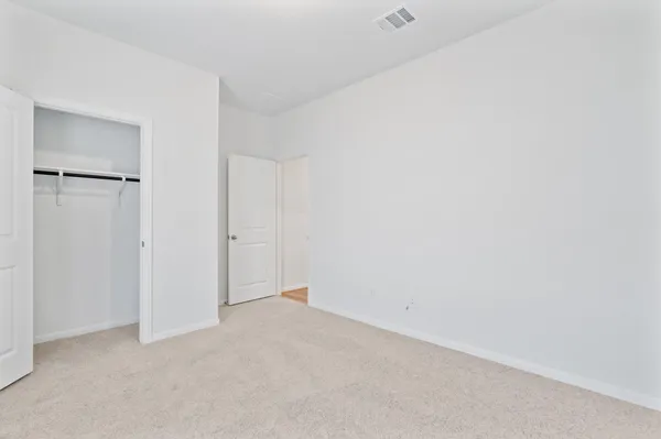 $2,000 | 249 Crystal Brook Drive, Liberty Hill, TX 78642