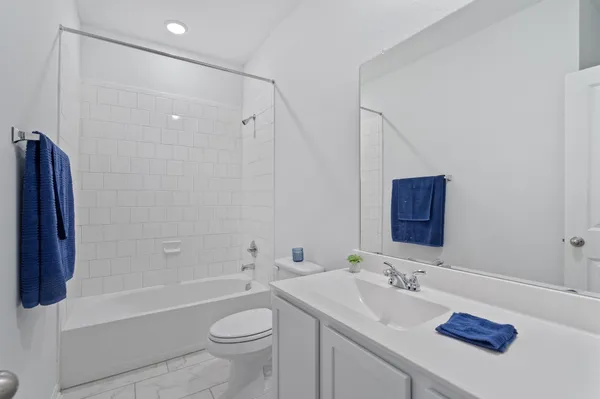 $2,000 | 249 Crystal Brook Drive, Liberty Hill, TX 78642