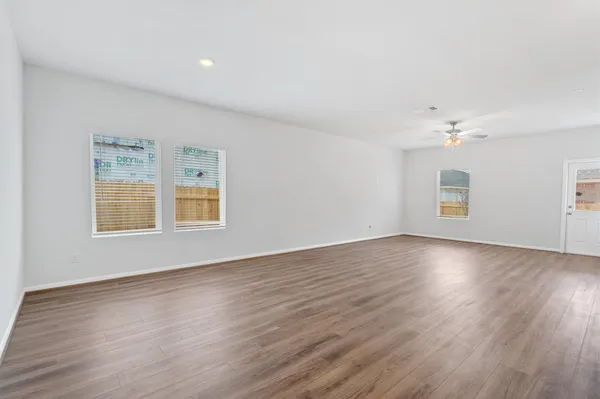 $2,000 | 249 Crystal Brook Drive, Liberty Hill, TX 78642