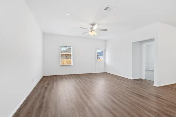 $2,000 | 249 Crystal Brook Drive, Liberty Hill, TX 78642