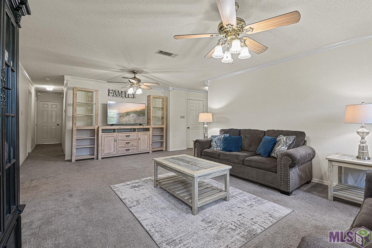 35645 Cane Market Road Denham Springs, LA 70706 - Photo 4 of 23 Gallery Image 4