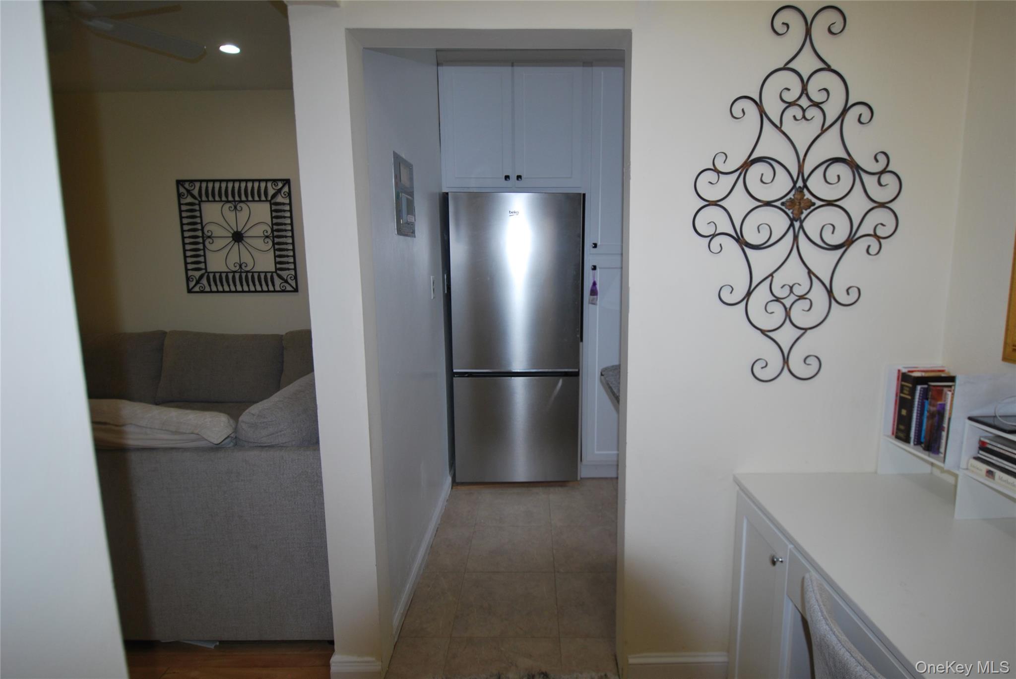 4 Stokes Road, Unit 2C Yonkers, NY 10710 - Photo 8 of 20
