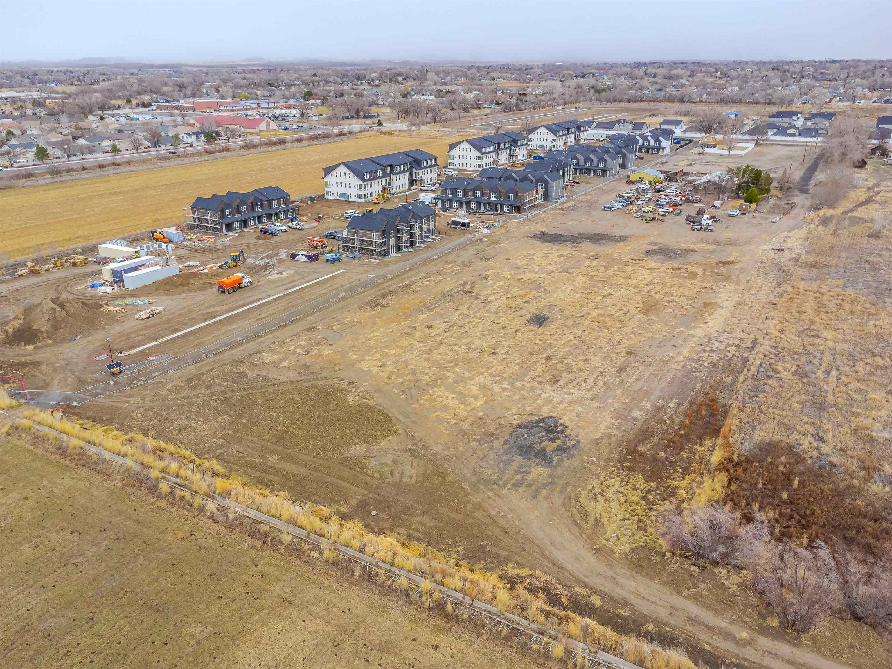 679 24 1/4 Road Grand Junction, CO 81505 - Photo 10 of 17