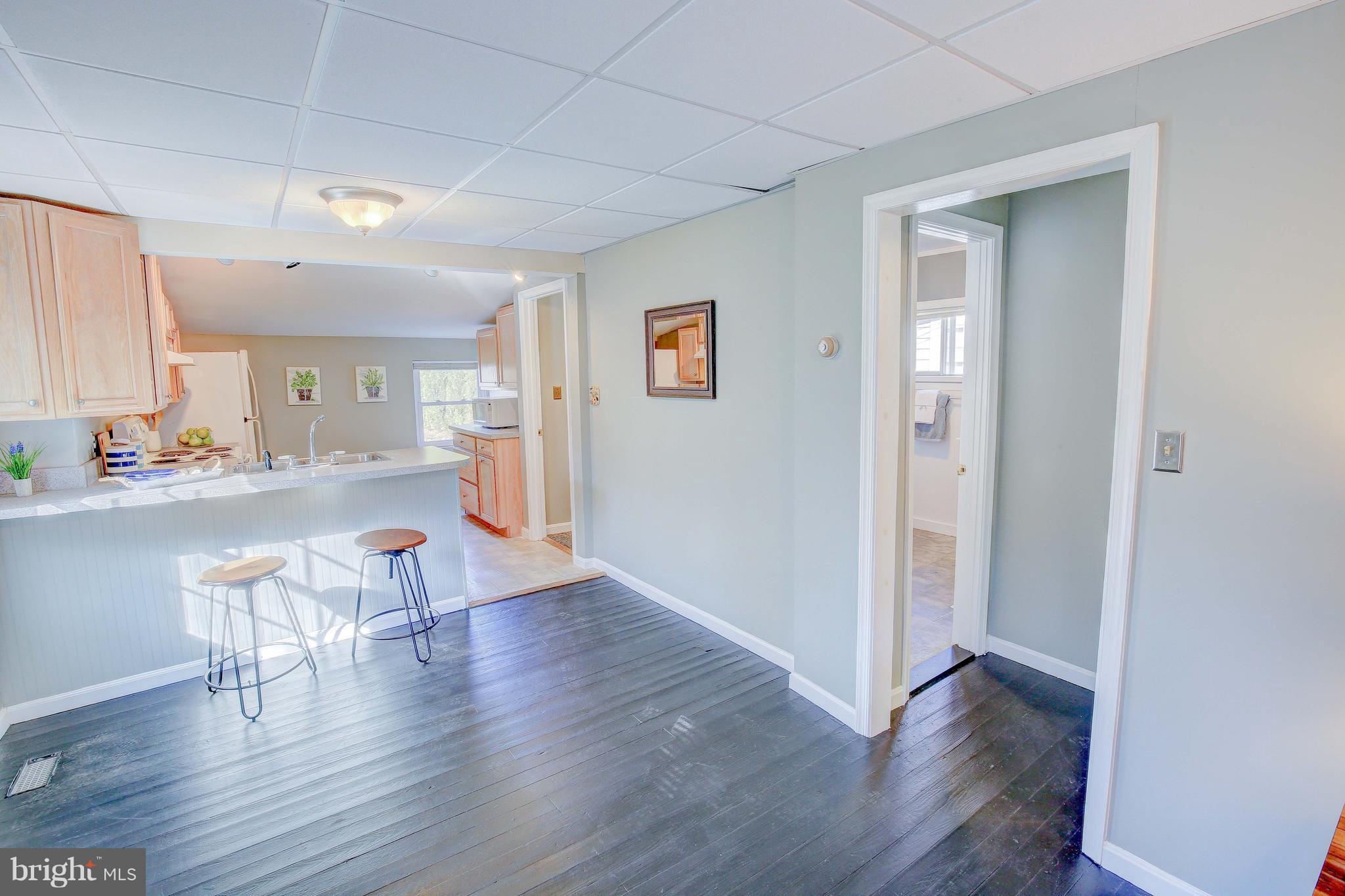 1324 Edna Road Pasadena, MD 21122 - Photo 5 of 30 Interior (General)