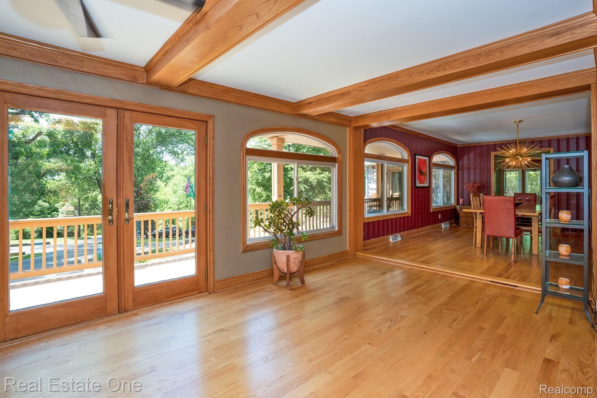 4245 Collins Road Rochester, MI 48306 - Photo 17 of 70 Collins MLS-W061.jpg