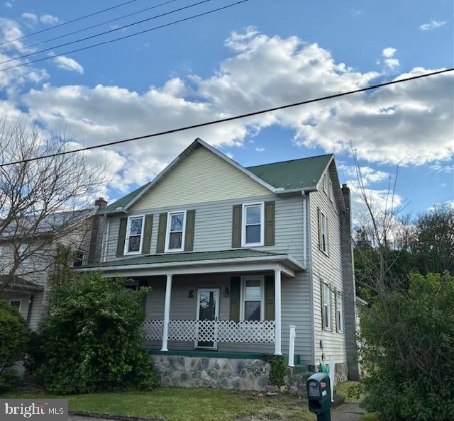 14074 2nd Street Mount Union, PA 17066 - Photo 2 of 31 a front view of a house with garden