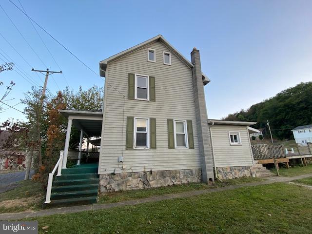 14074 2nd Street Mount Union, PA 17066 - Photo 2 of 35 a front view of a house with a yard