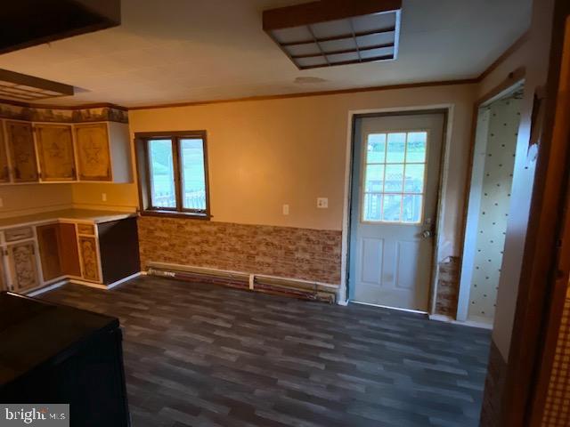 14074 2nd Street Mount Union, PA 17066 - Photo 8 of 31 a view of an empty room with wooden floor and a window
